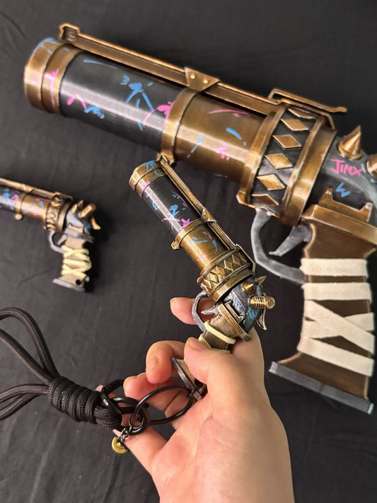 Arcance:Jinx's mini Pistol Keychain