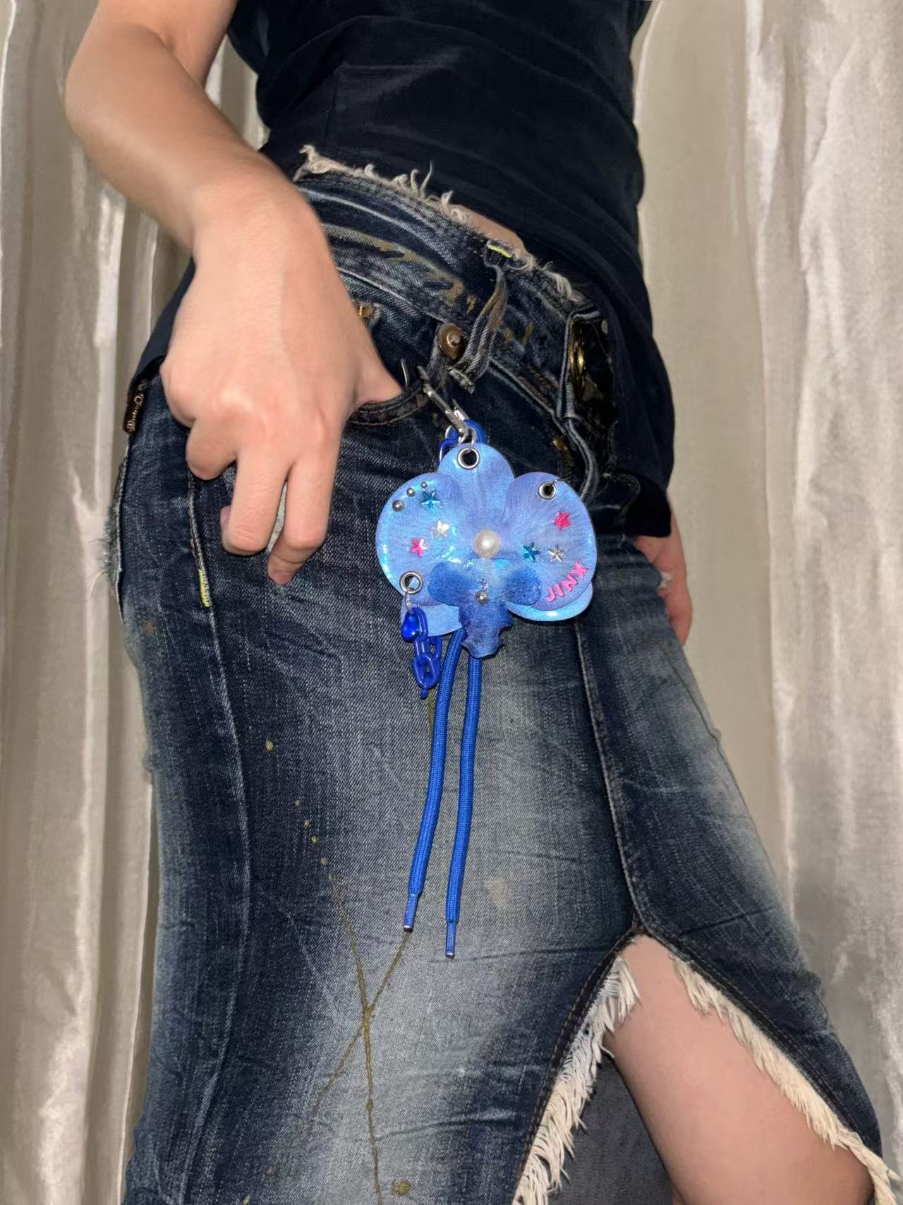 Jinx & Vi Twin Flowers | Handmade Resin Phalaenopsis Pendant
