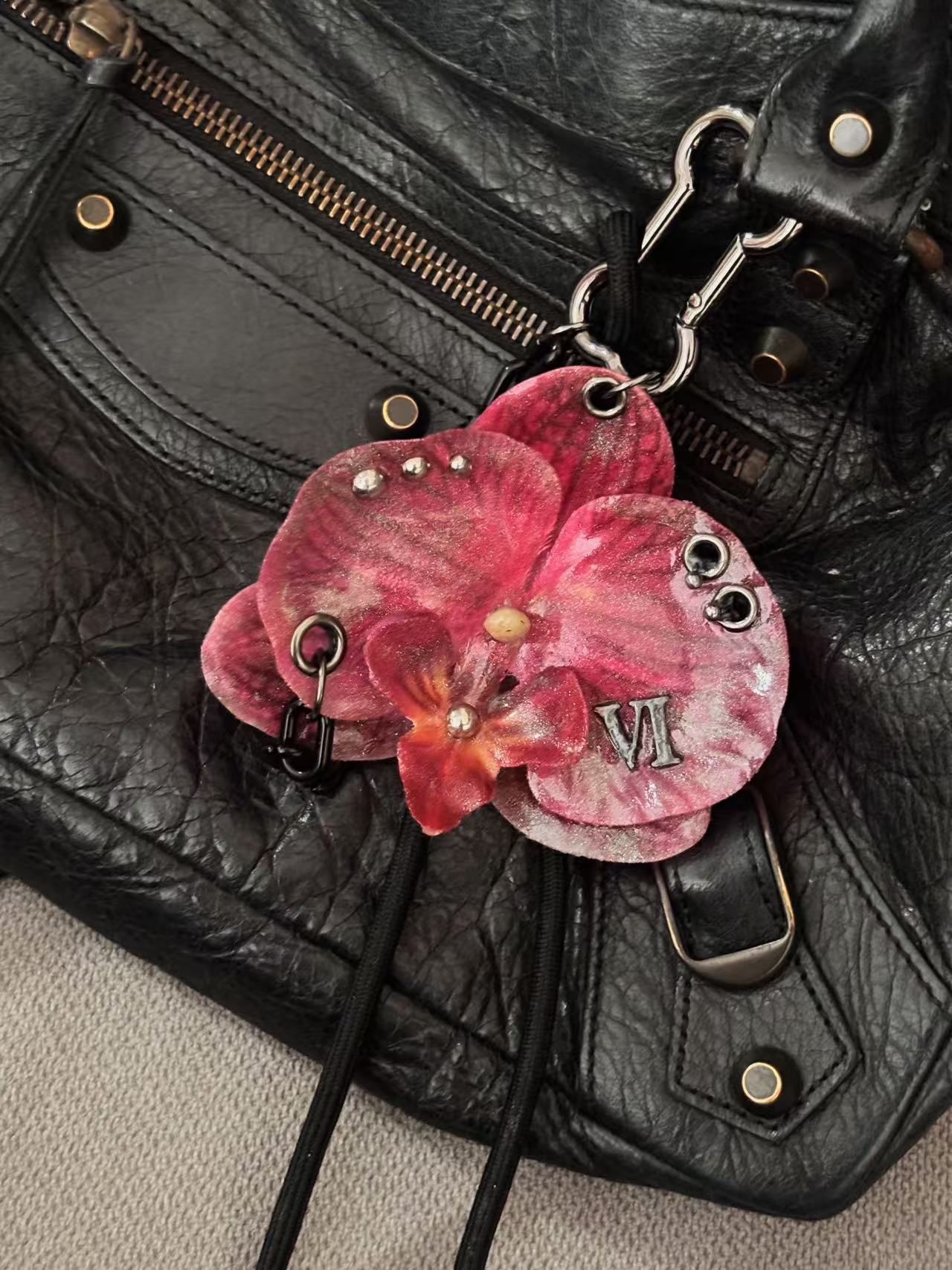 Jinx & Vi Twin Flowers | Handmade Resin Phalaenopsis Pendant